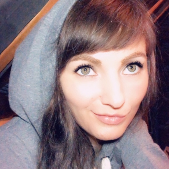 Hi! I’m Sarah, not Sara. The “h” is important 🐞 - Picture 3 of 7